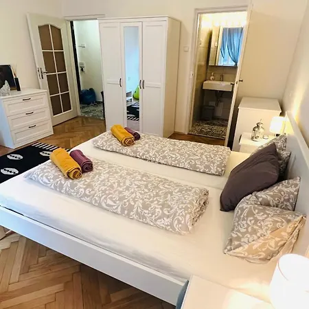 Comfortable&cozy In The Heart Of Lejlighed *